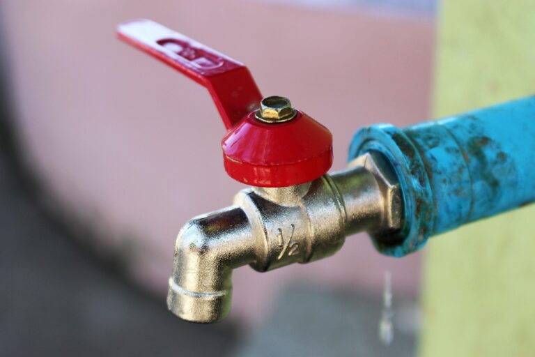 water tap, valve, water, tap, faucet, pipe, plumbing, drink, line, symbol, drop, supply, liquid, nature, drip, metal, steel, tube, industry, joint, shiny, fluid, shabby, dirty, connector, pipeline, photography, blue, filthy